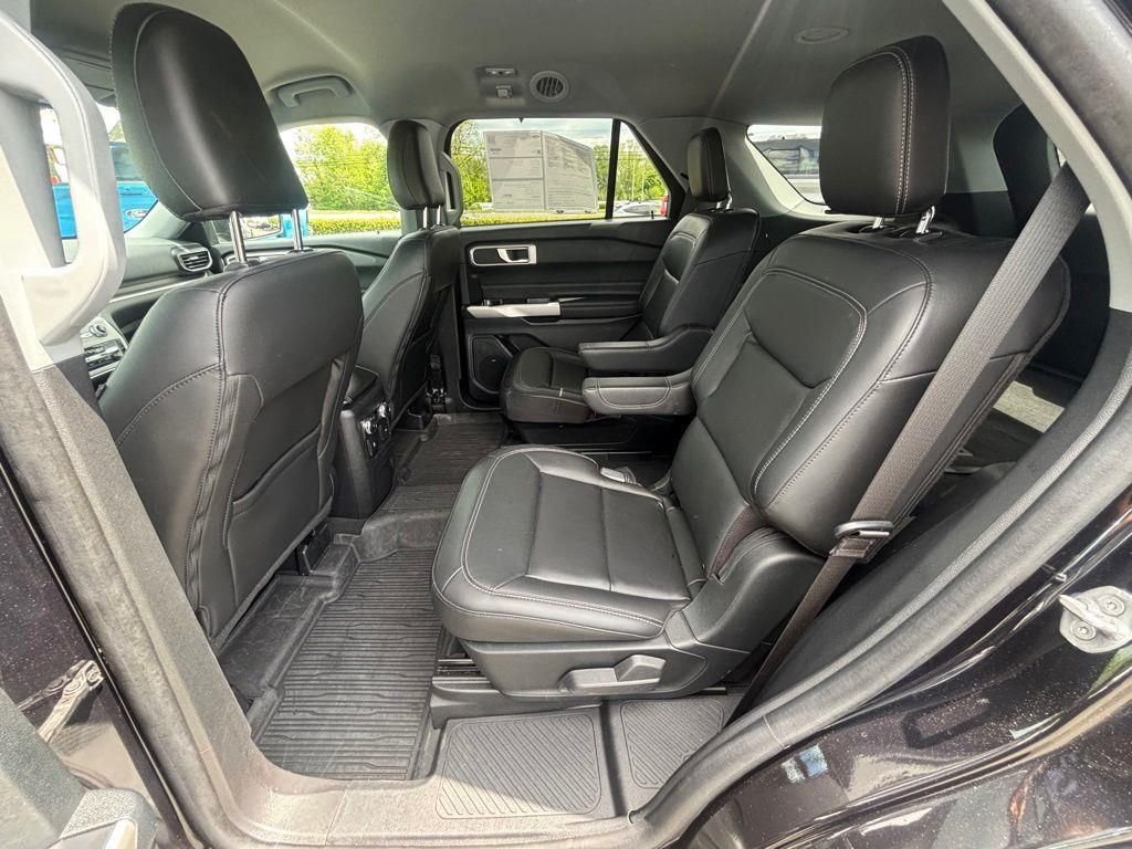 Certified Used 2022 Black Metallic Ford XLT image 50