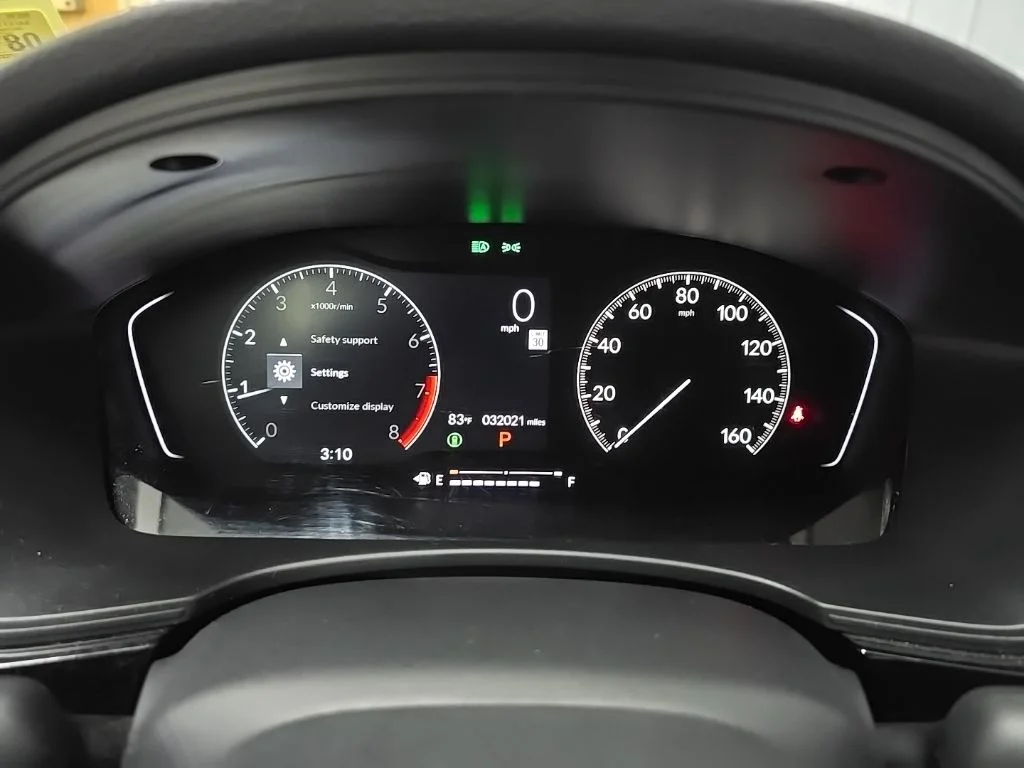 Used 2023 White Honda LX image 21