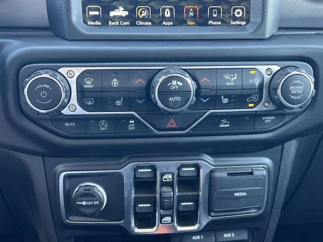 Used 2022 Black Jeep Willys image 21