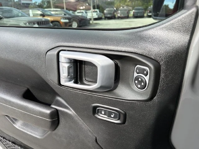 Used 2023 Gray Jeep Willys image 22