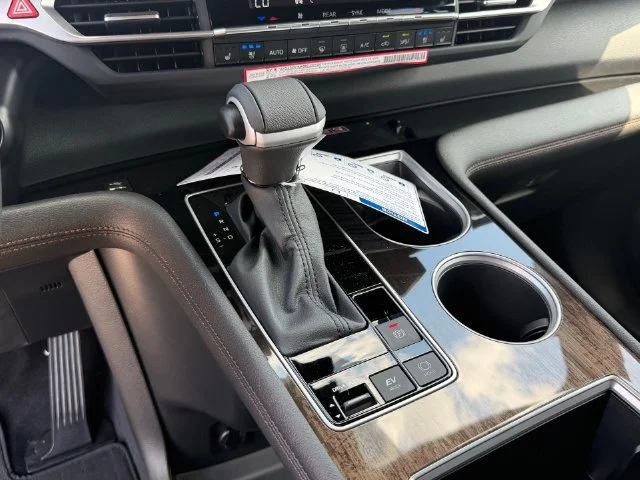 New 2026 Pearl Toyota XLE image 18