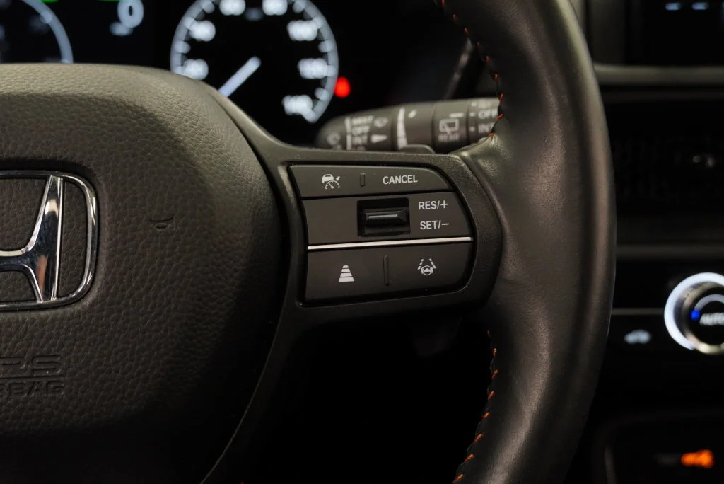 Used 2025 White Honda Sport-L image 36