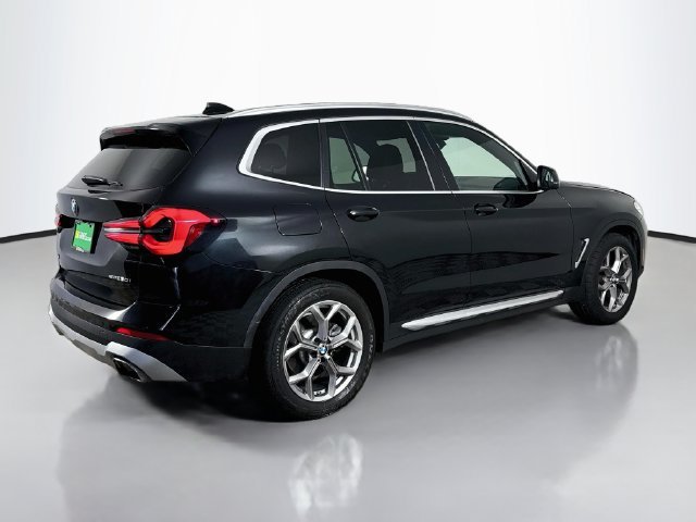 Used 2024 Black Sapphire Metallic BMW sDrive30i image 7