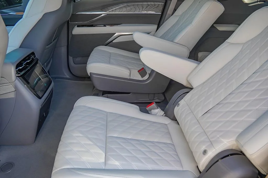 2026 Cadillac Escalade IQL Sport - Photo 22