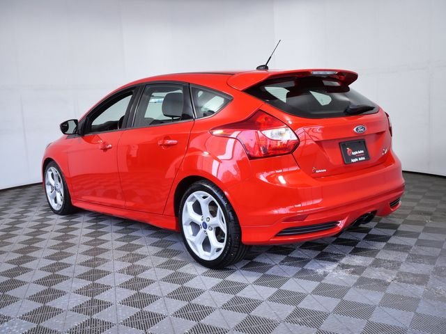 Used 2014 Red Ford ST image 4