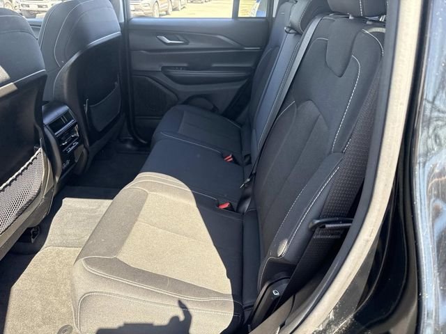 Used 2023 Diamond Black Jeep Laredo image 15