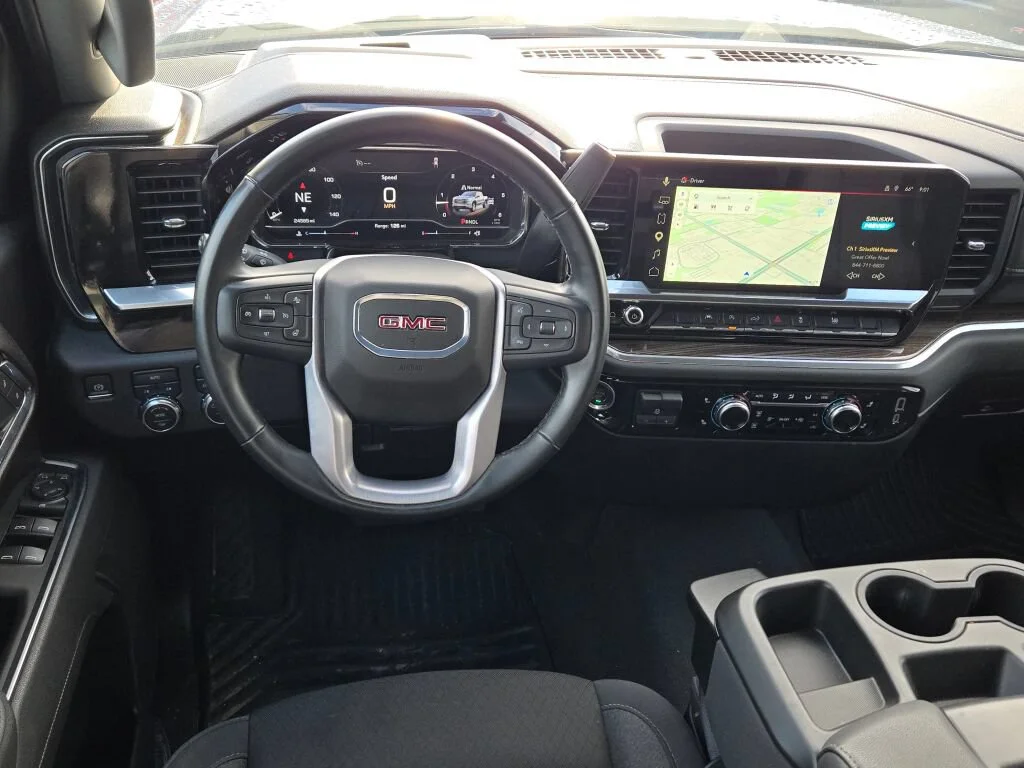 Used 2025 Blue GMC Elevation image 16
