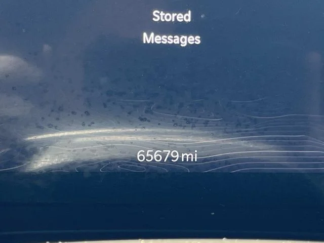 Used 2022 Silver Jeep Altitude image 21