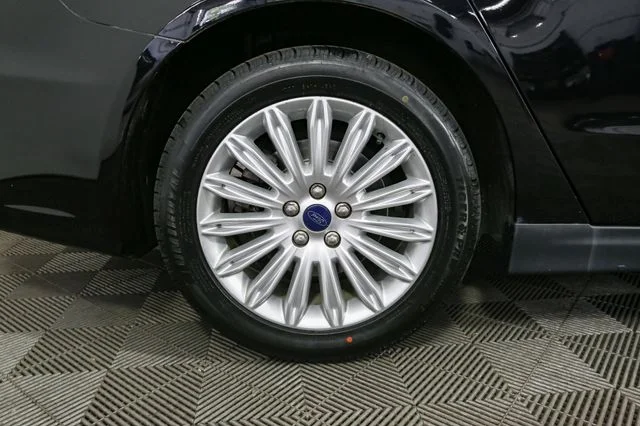Used 2020 Black Ford S image 14