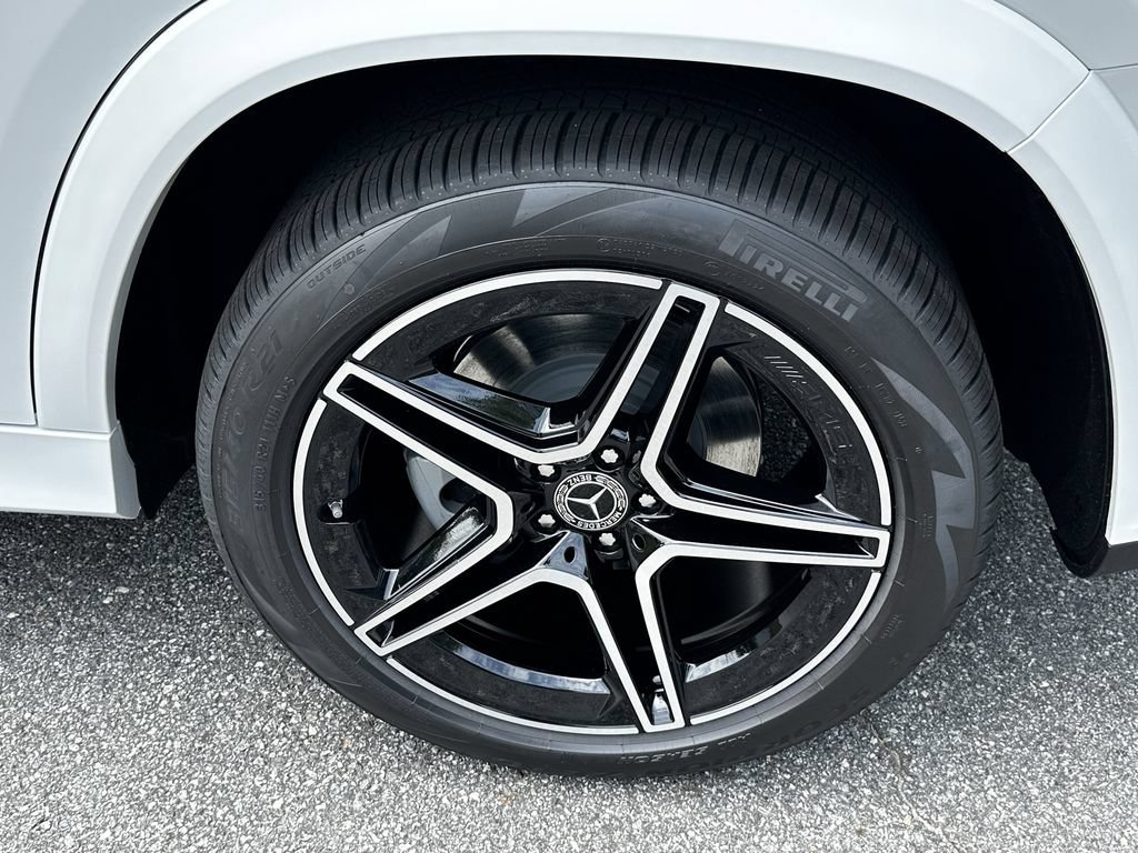 New 2026 MANUFAKTUR Moonlight White Magno Mercedes-Benz GLS 450 image 60