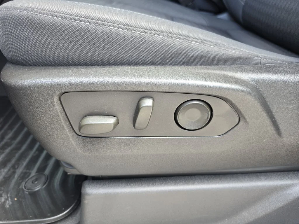 Certified Used 2022 Blue Metallic Chevrolet  image 20