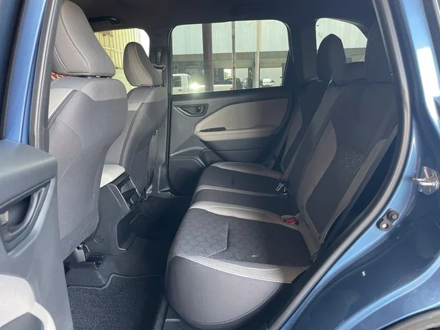 Used 2025 Blue Subaru Base image 25