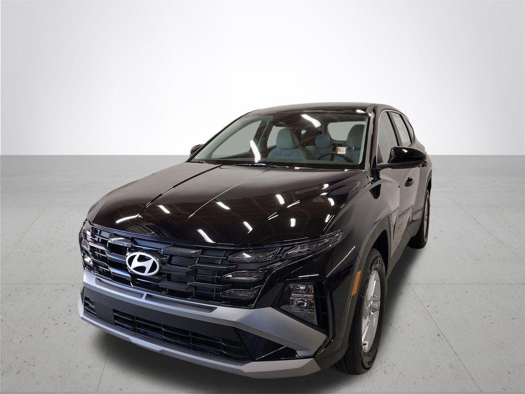 New 2026 Phantom Black Hyundai SE image 3