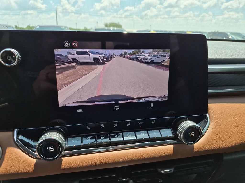 Used 2025 Onyx Black GMC AT4 image 30