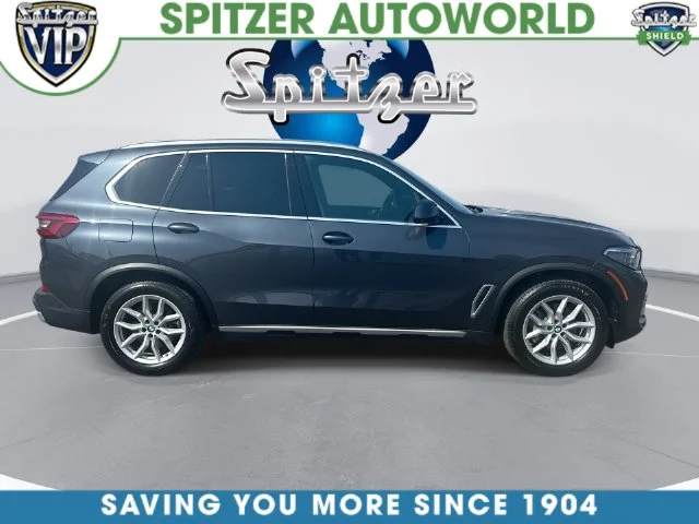 Used 2019 Gray BMW xDrive40i image 11