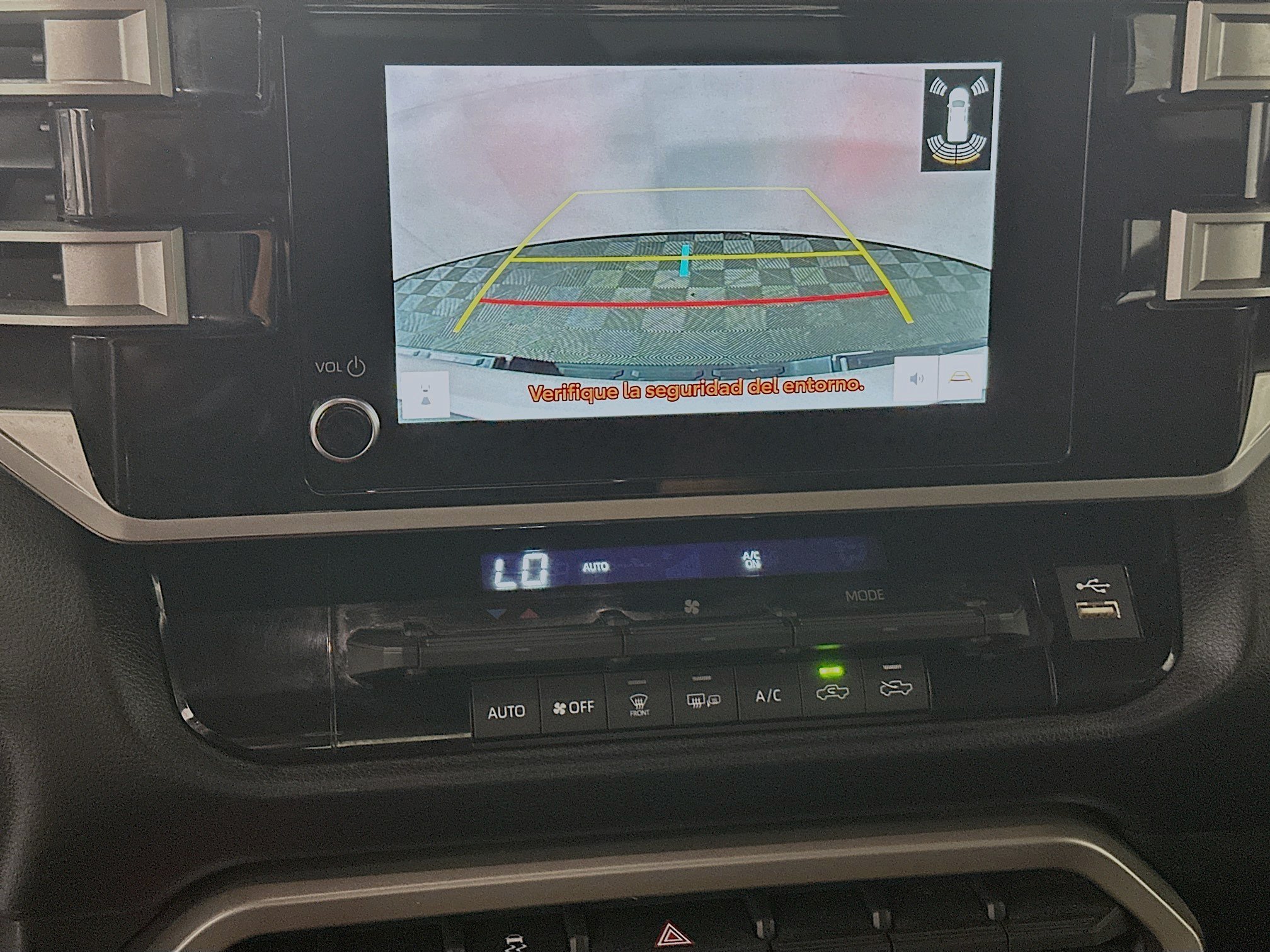 Used 2025 Ice Toyota SR5 image 25
