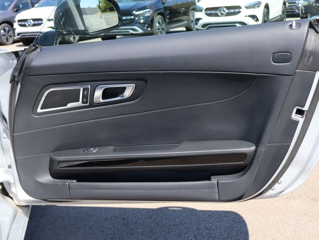 Used 2019 Iridium Silver Metallic Mercedes-Benz Base image 17