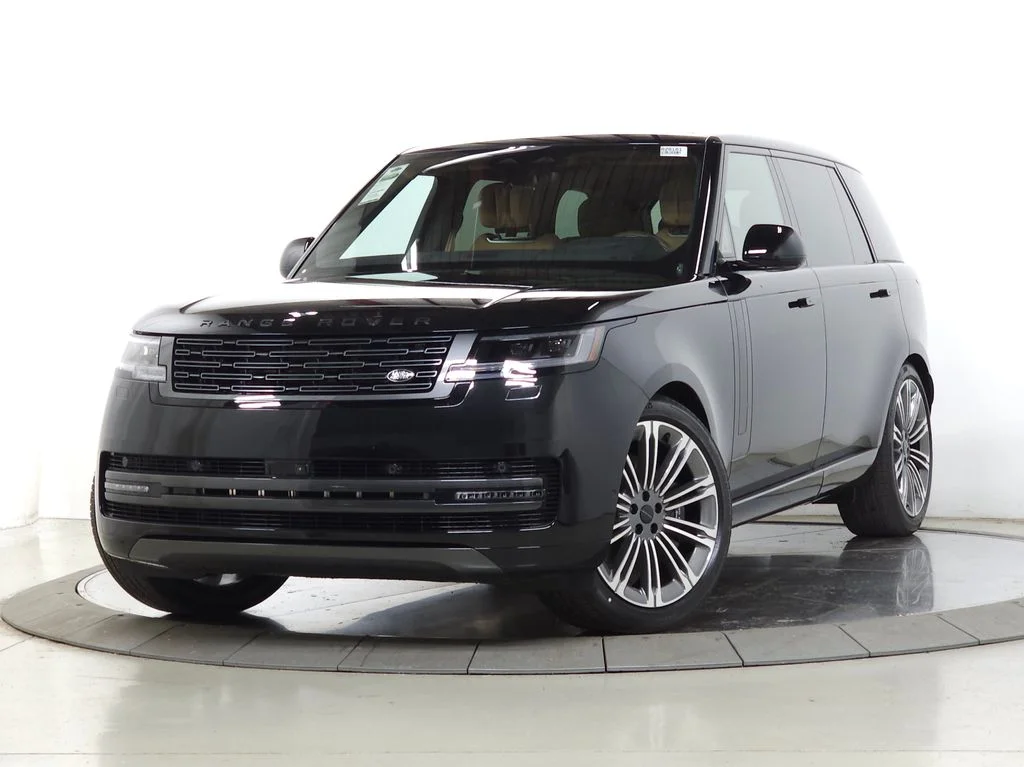 2026 Land Rover Range Rover 4.4 SE LWB 7's photo