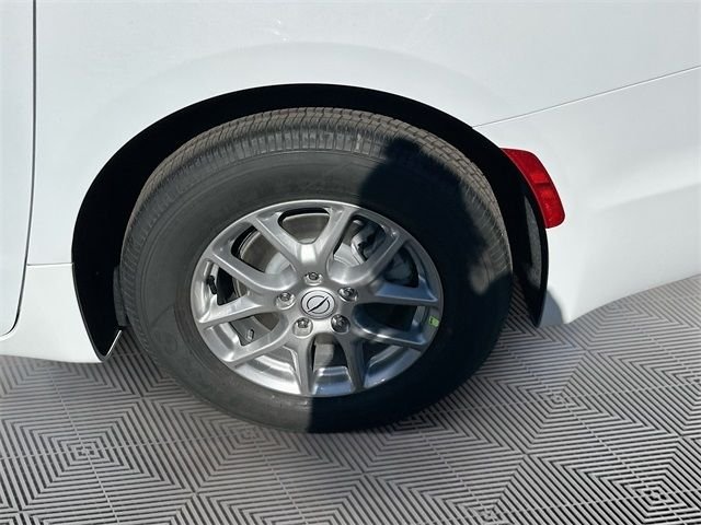 New 2026 Bright White Clear-Coat Exterior Paint Chrysler LX image 19