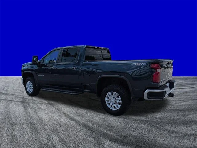 Certified Used 2020 Northsky Blue Metallic Chevrolet LT image 6