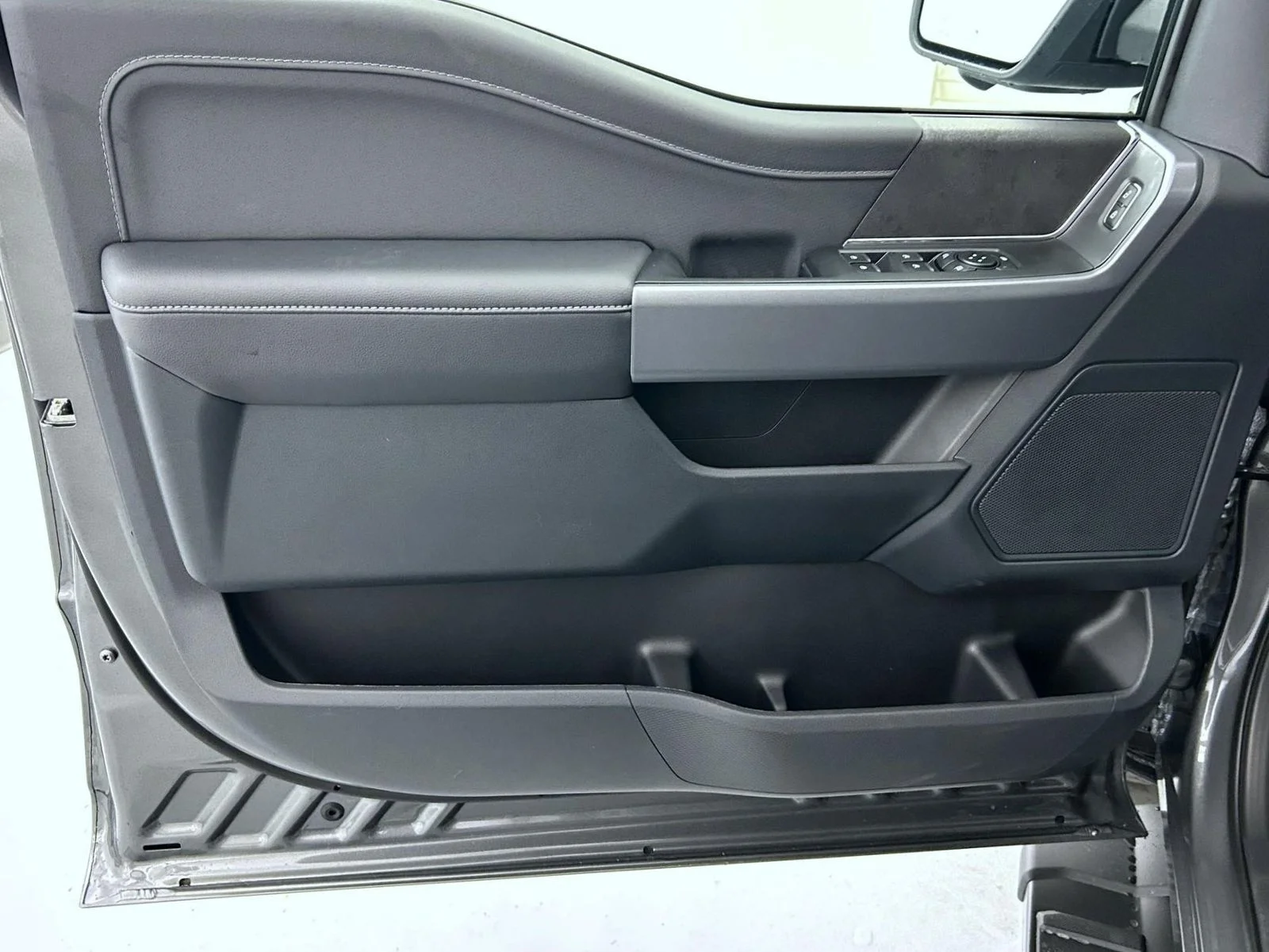 New 2026 Gray Ford XLT image 9