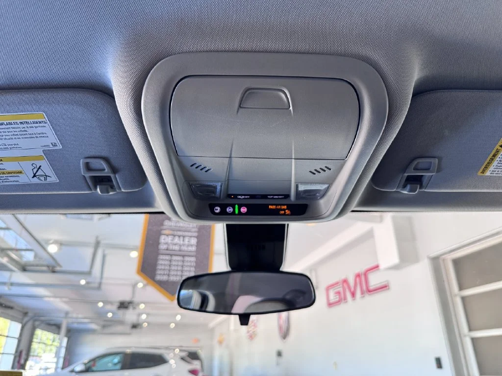 2024 Chevrolet Equinox LT - Photo 26