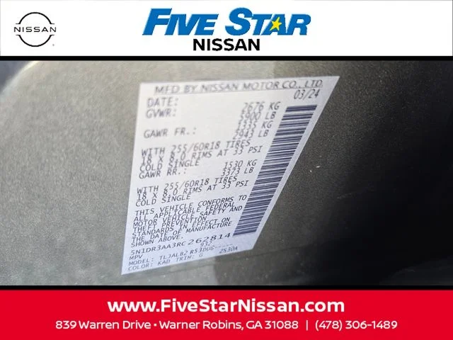 Used 2024 Gray Nissan S image 17
