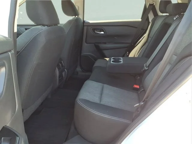 Used 2024  Nissan SV image 20