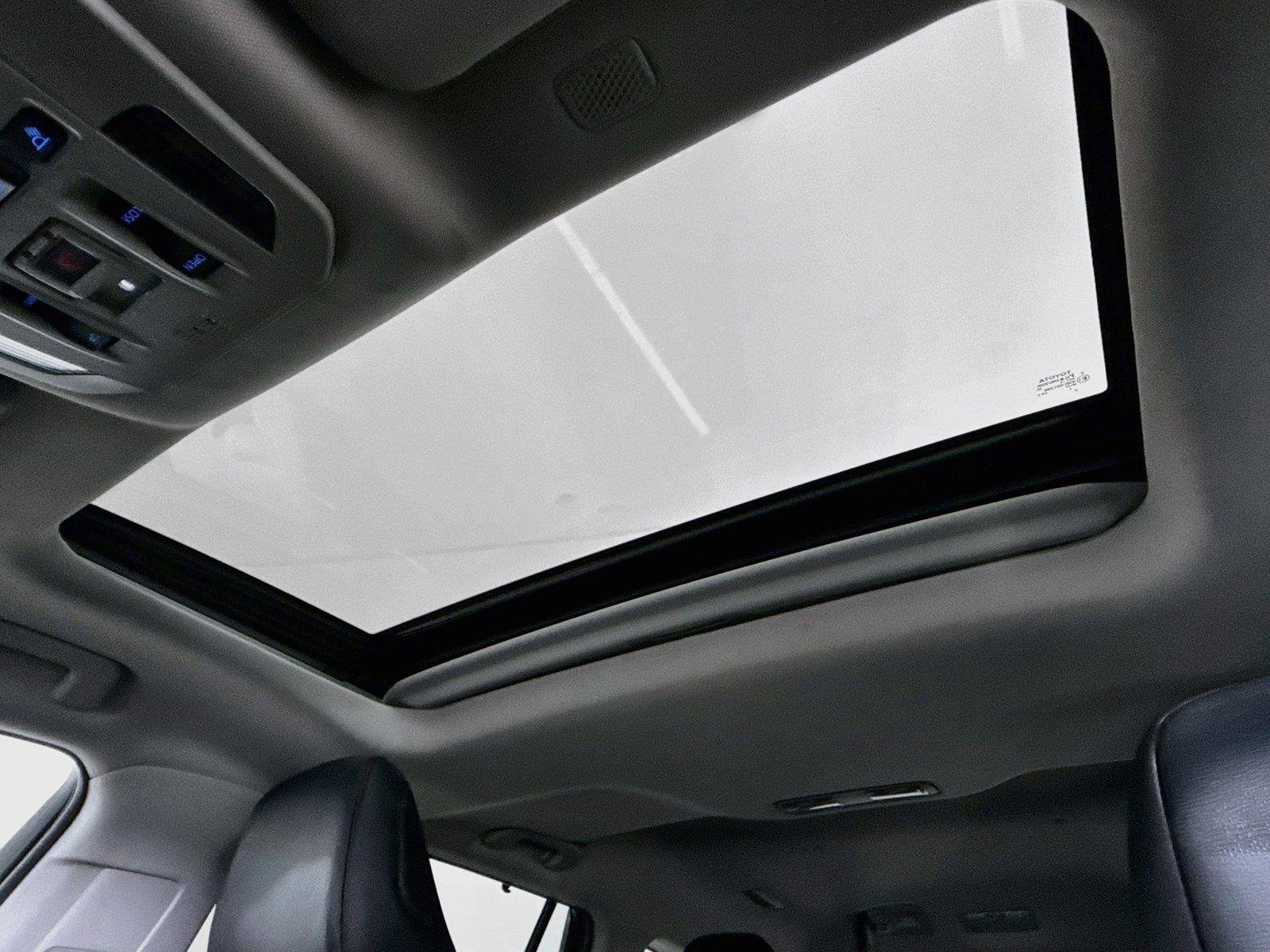 Used 2022 Midnight Black Metallic Toyota XLE image 6