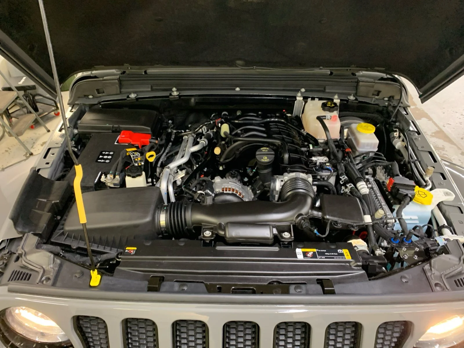 Used 2023 Sting Grey Jeep Sahara Altitude image 20