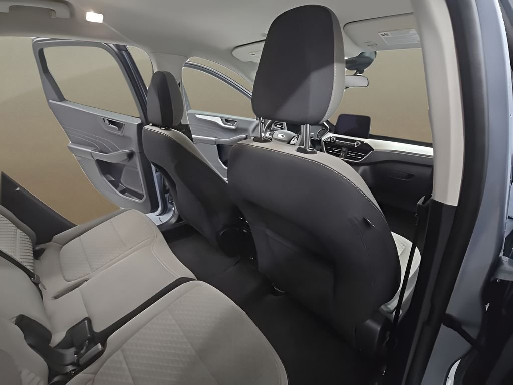 Used 2022 Blue Ford SE image 22