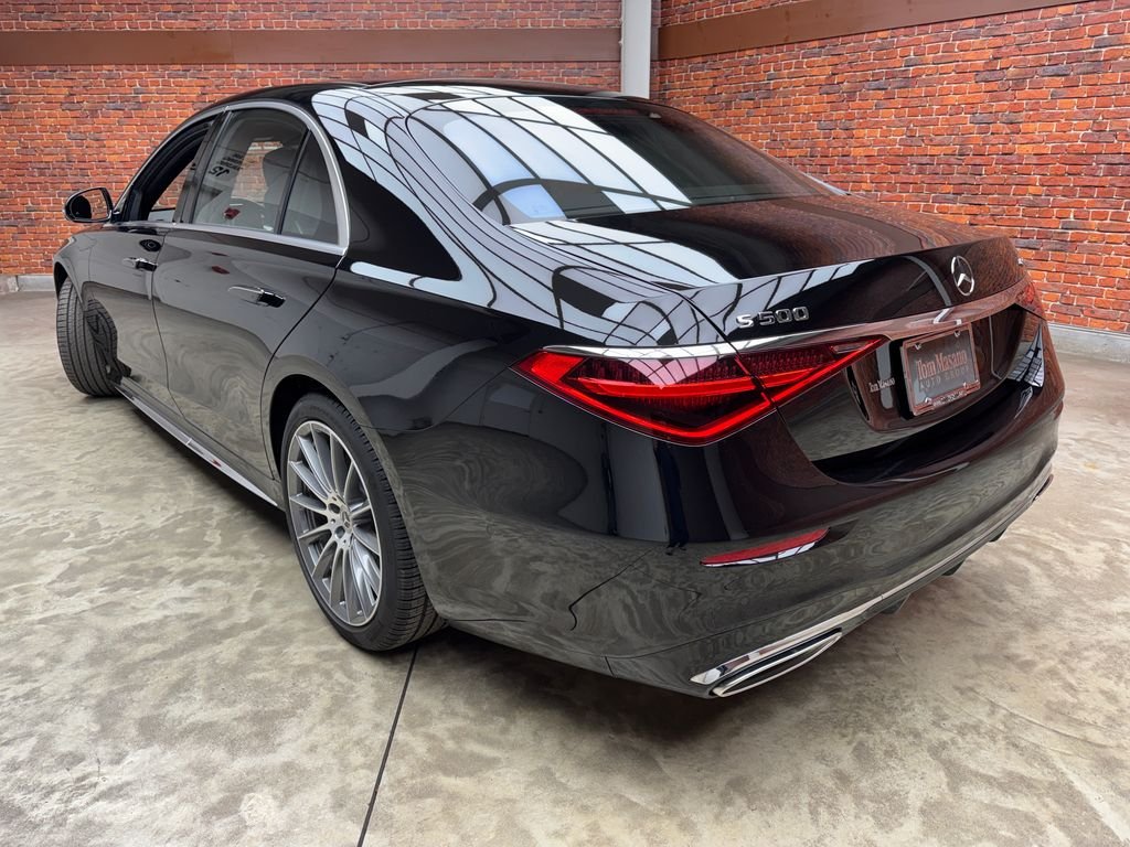 New 2026 Black Mercedes-Benz S 500 image 2