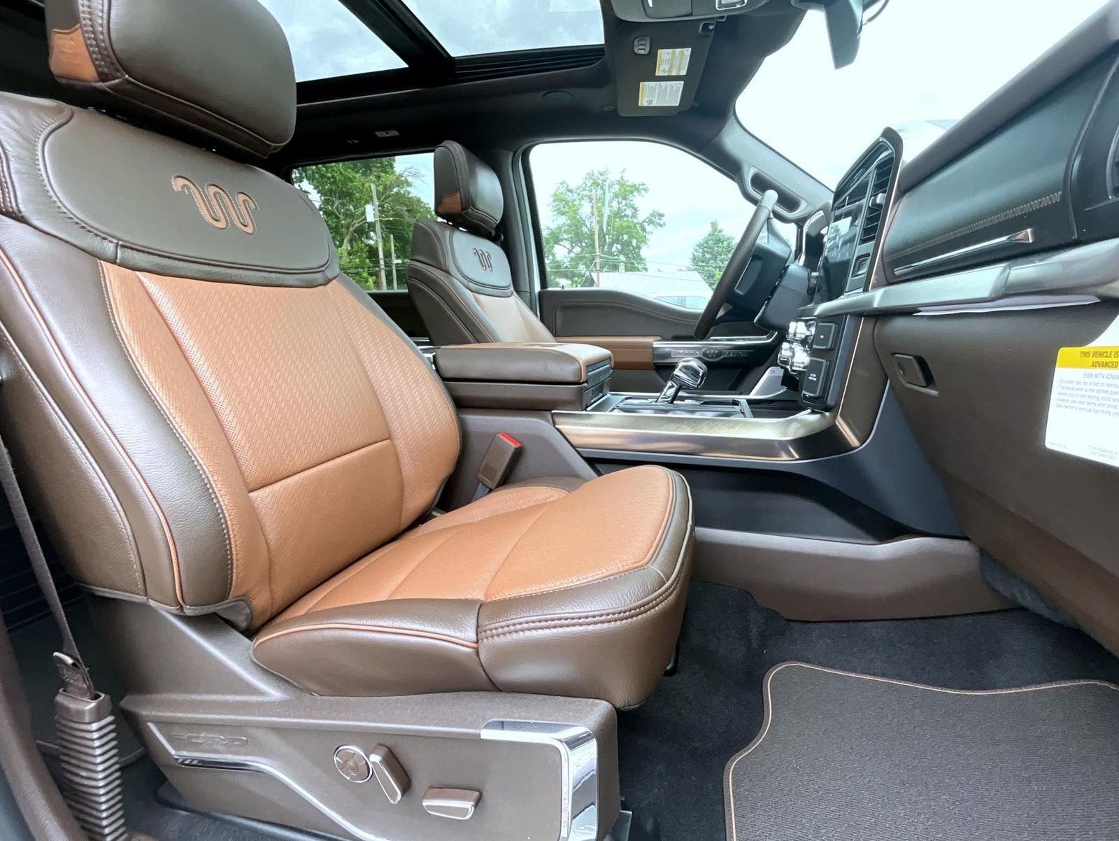 New 2026 Star White Metallic Tri-Coat Ford King Ranch image 18