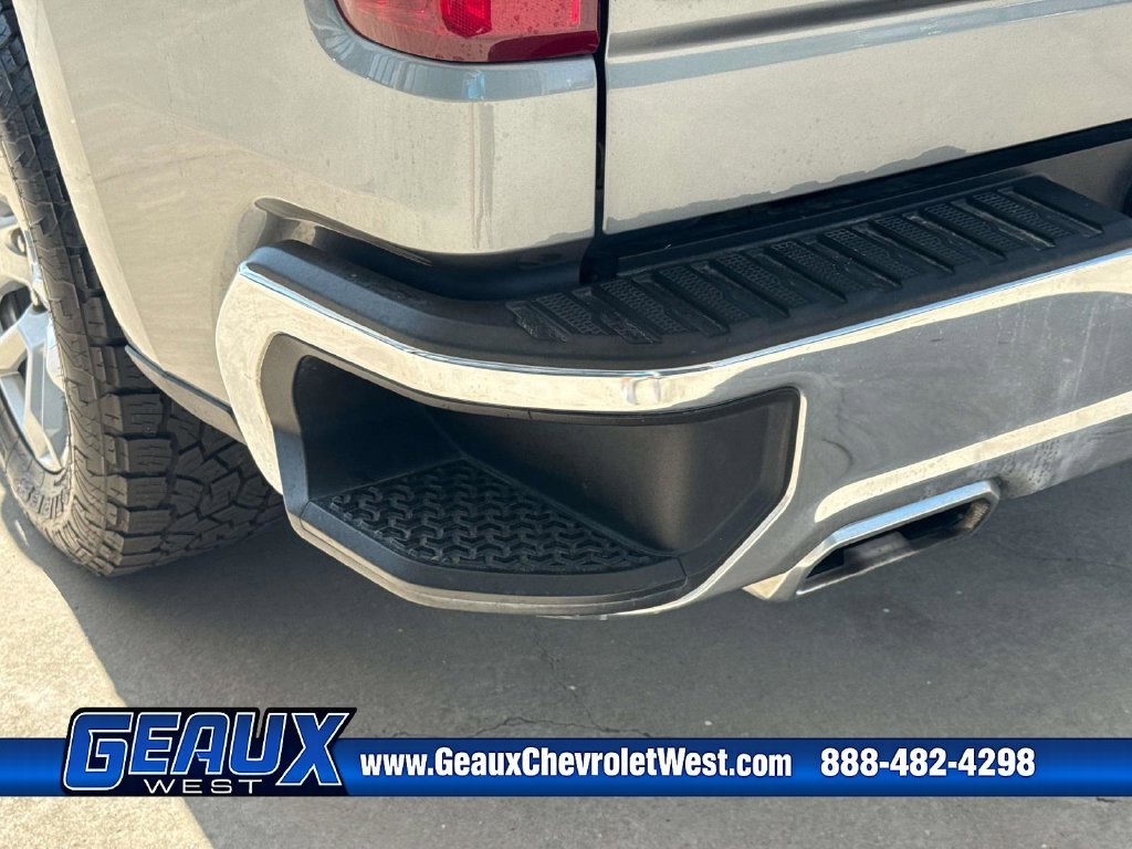 Used 2023 Gray Chevrolet LT image 16