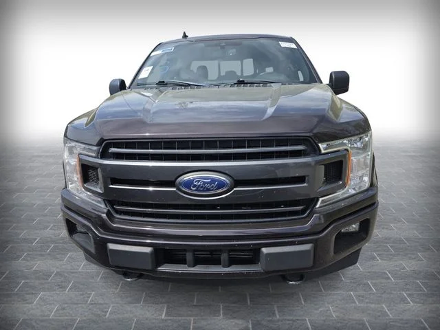 Used 2020 Red Ford XLT image 2