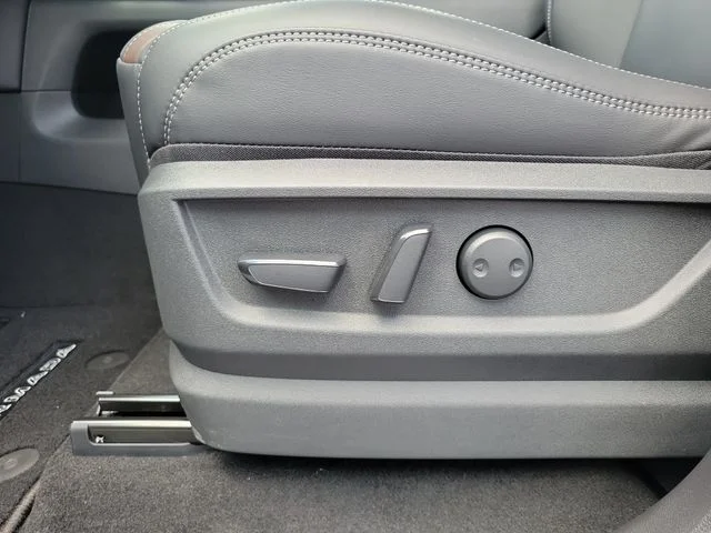 New 2026 Gun Metallic Nissan SL image 23