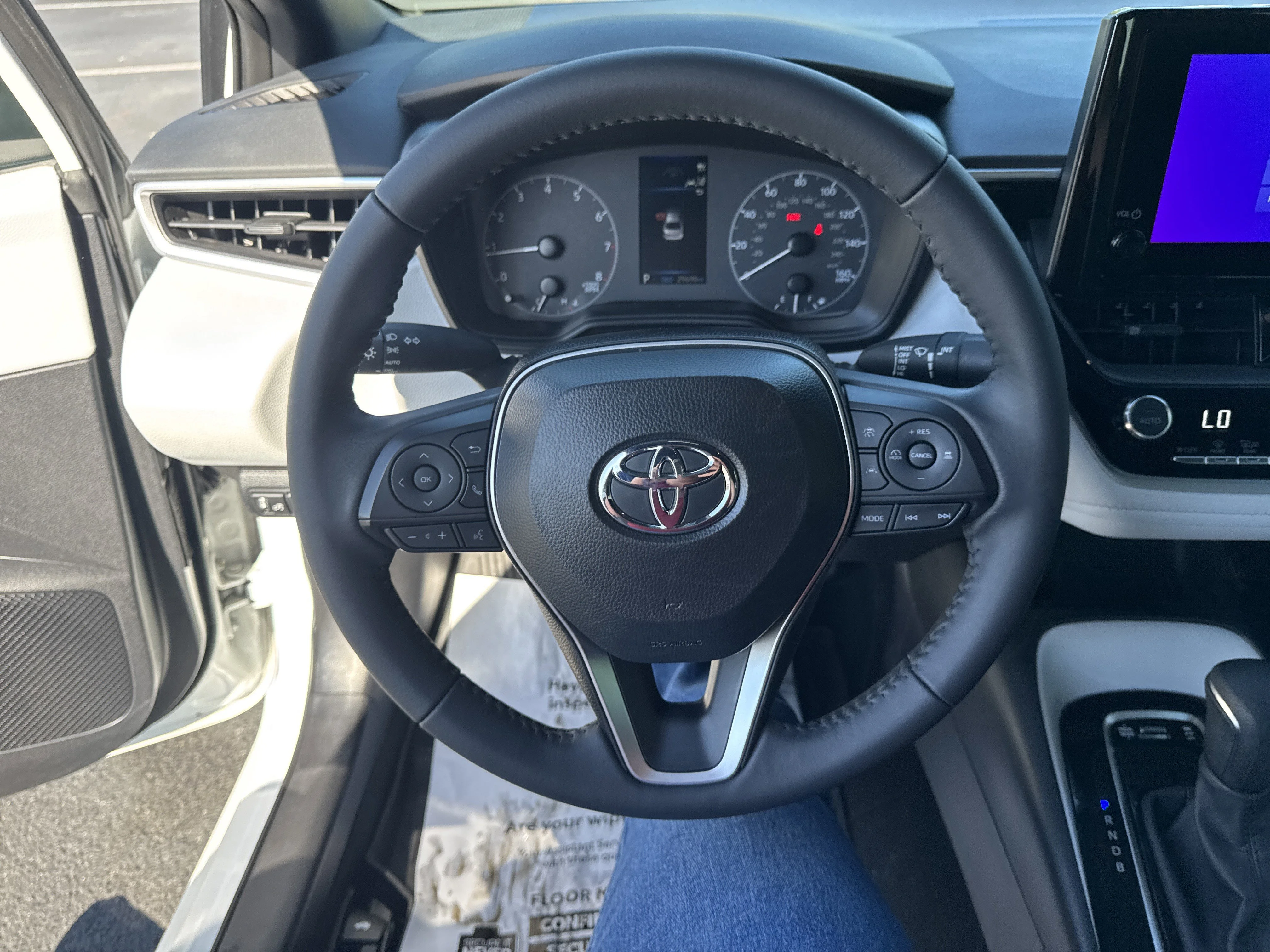 Used 2024  Toyota  image 16