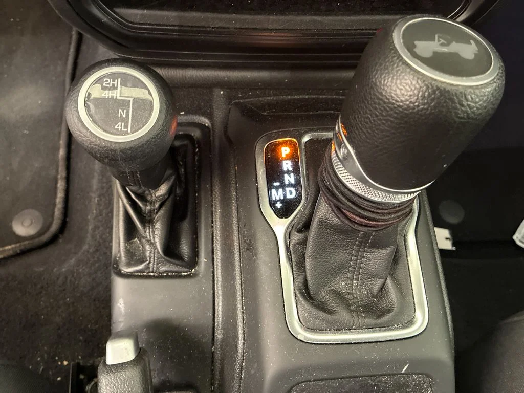 Used 2022 White Jeep Unlimited Sport S image 21