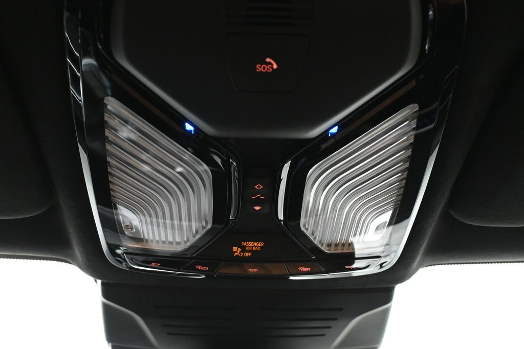 New 2027 Black Sapphire Metallic BMW M60i image 21