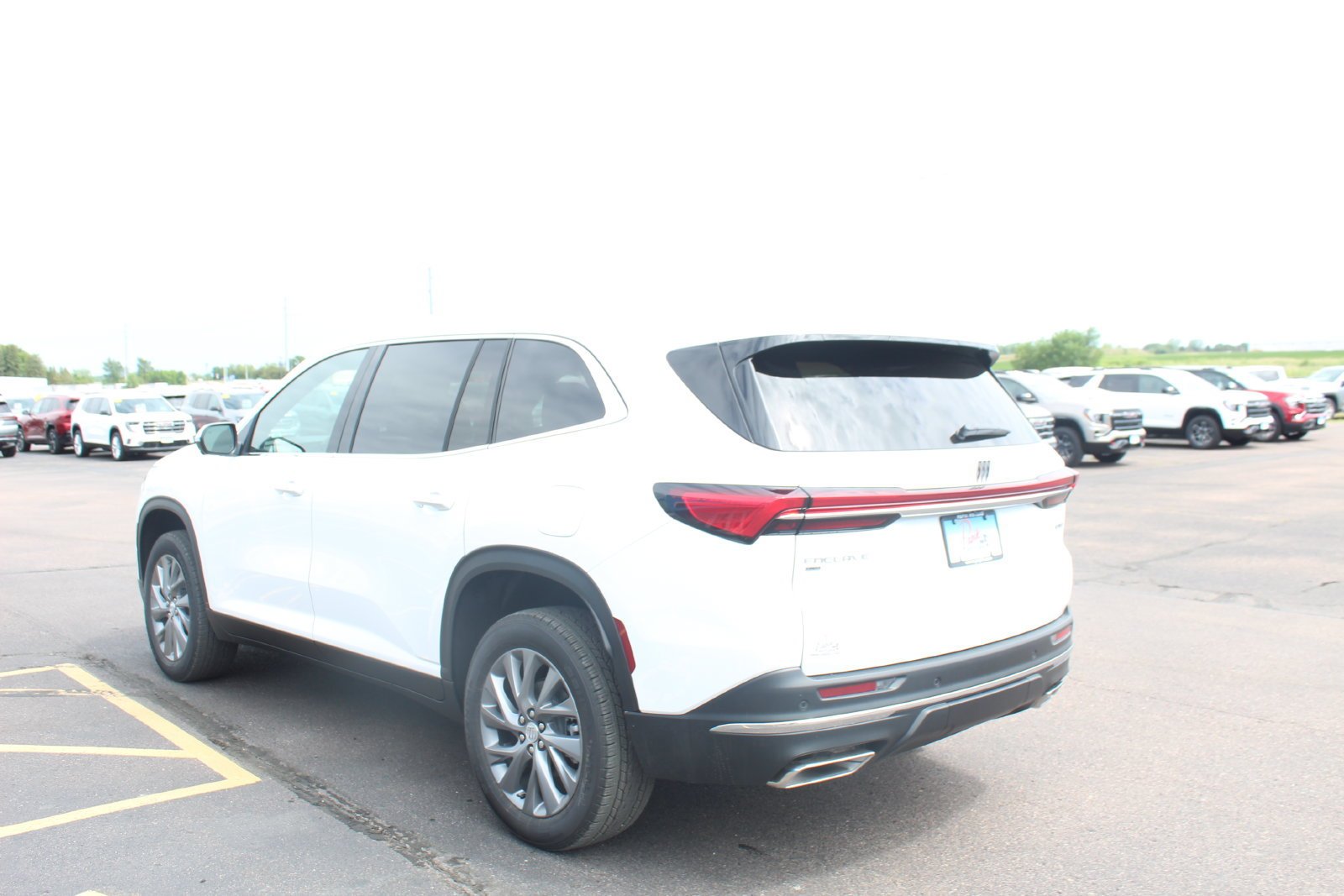 New 2026 Summit White Buick Preferred image 4