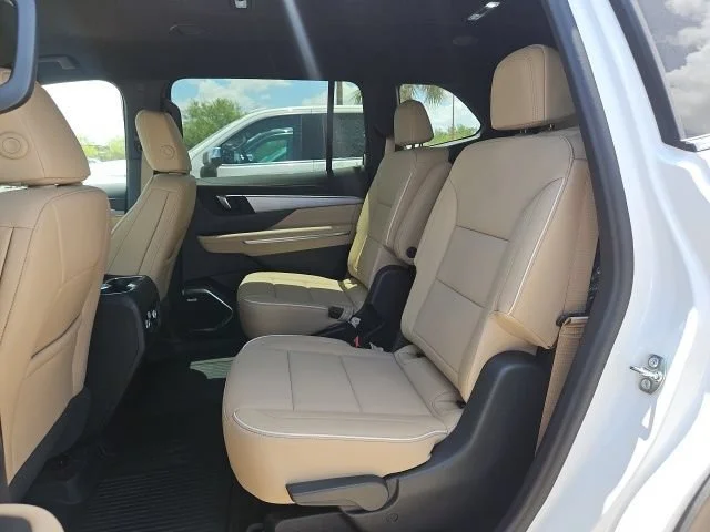 2026 Buick Enclave Preferred - Photo 17