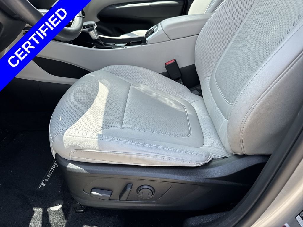 Certified Used 2023 Shimmering Silver Hyundai SEL image 14