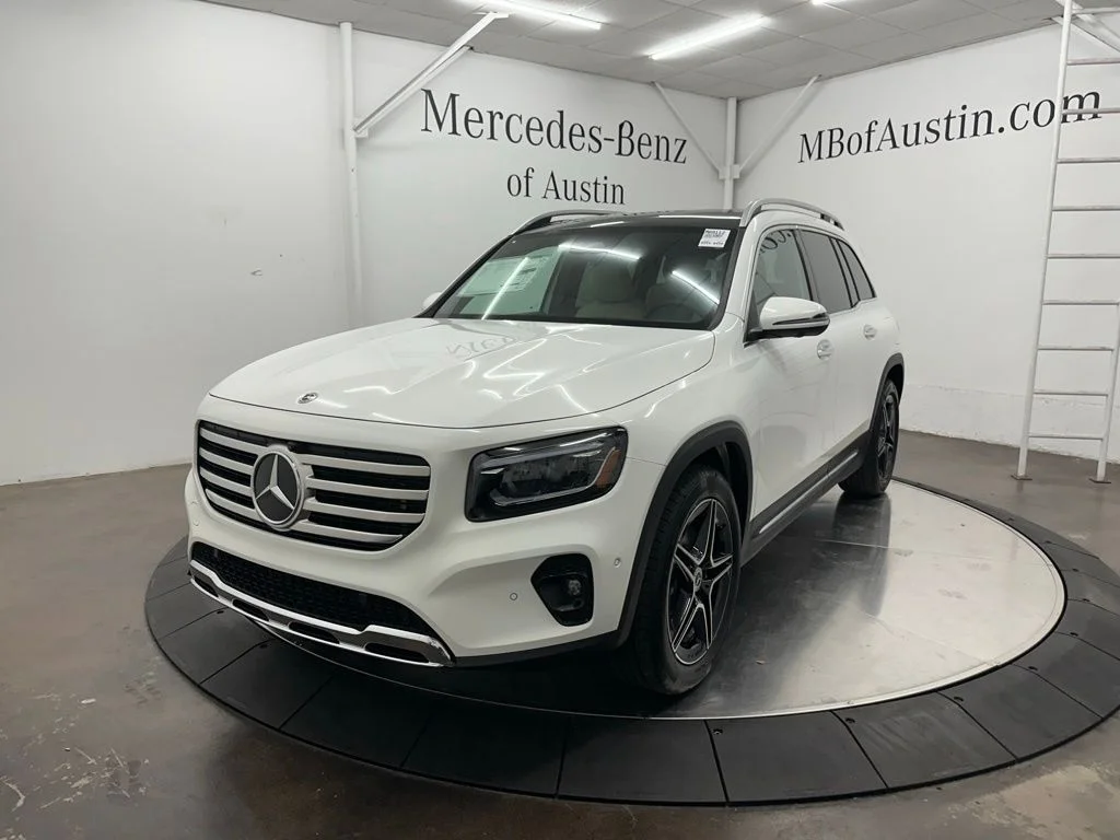 New 2026 White Mercedes-Benz GLB 250 image 3