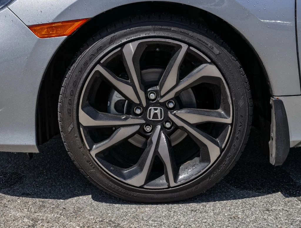 Used 2021  Honda Sport image 10