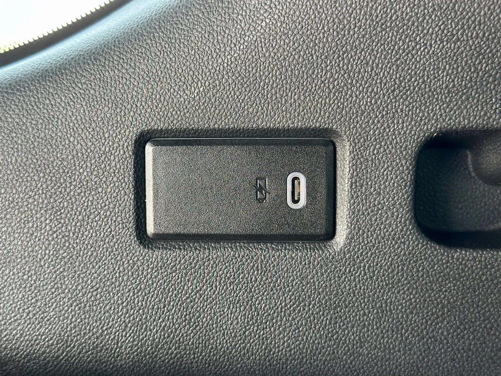 2021 Chevrolet Tahoe Z71 - Photo 17