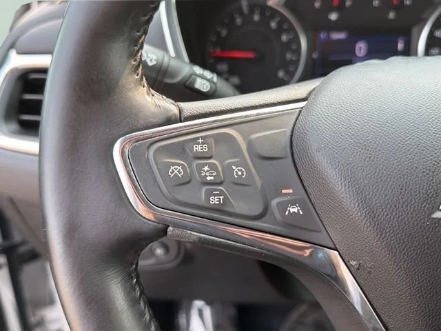Certified Used 2020 IRIDESCENT PEARL TRICOAT Chevrolet LT image 22