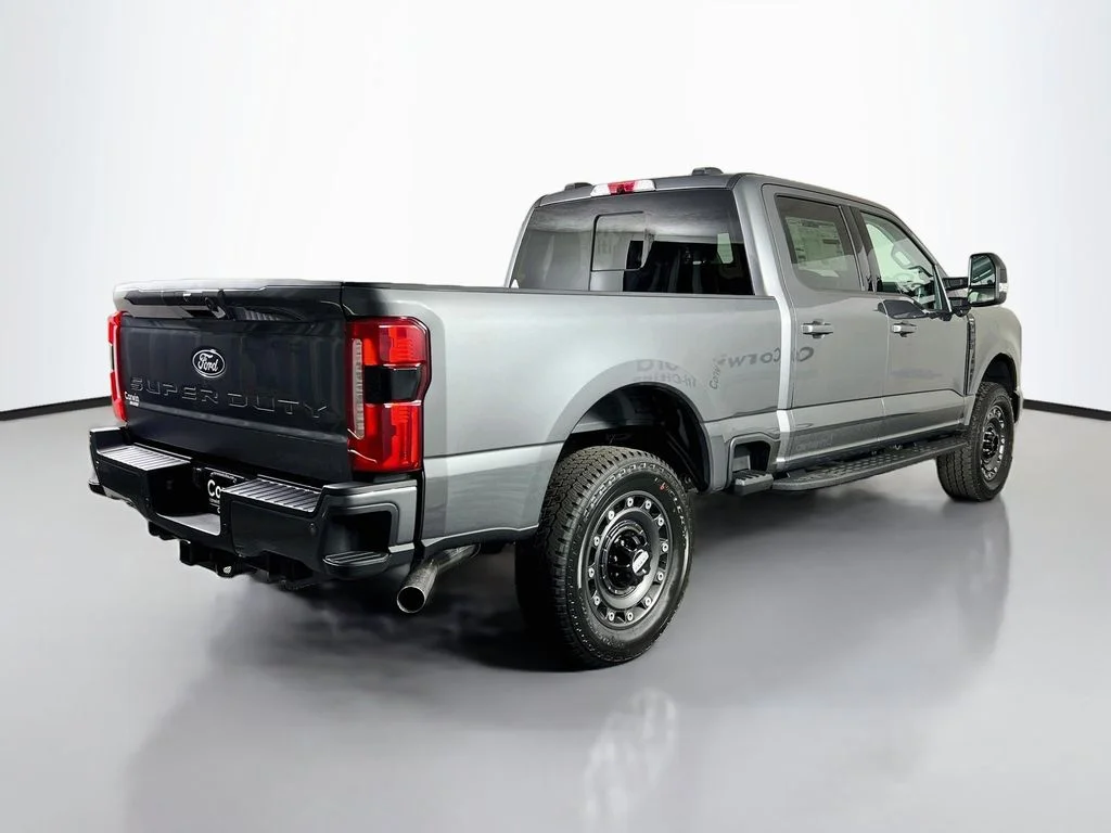 New 2027 Carbonized Gray Metallic Ford XLT image 16