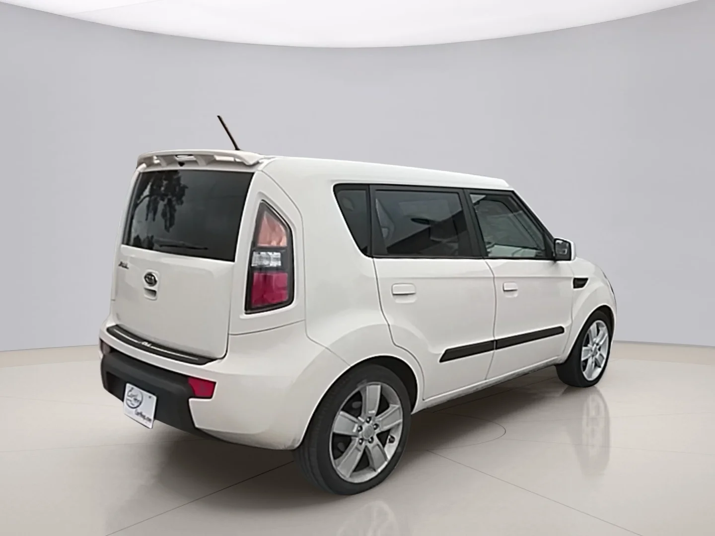 Used 2010 Tan Kia ! WAGON image 5