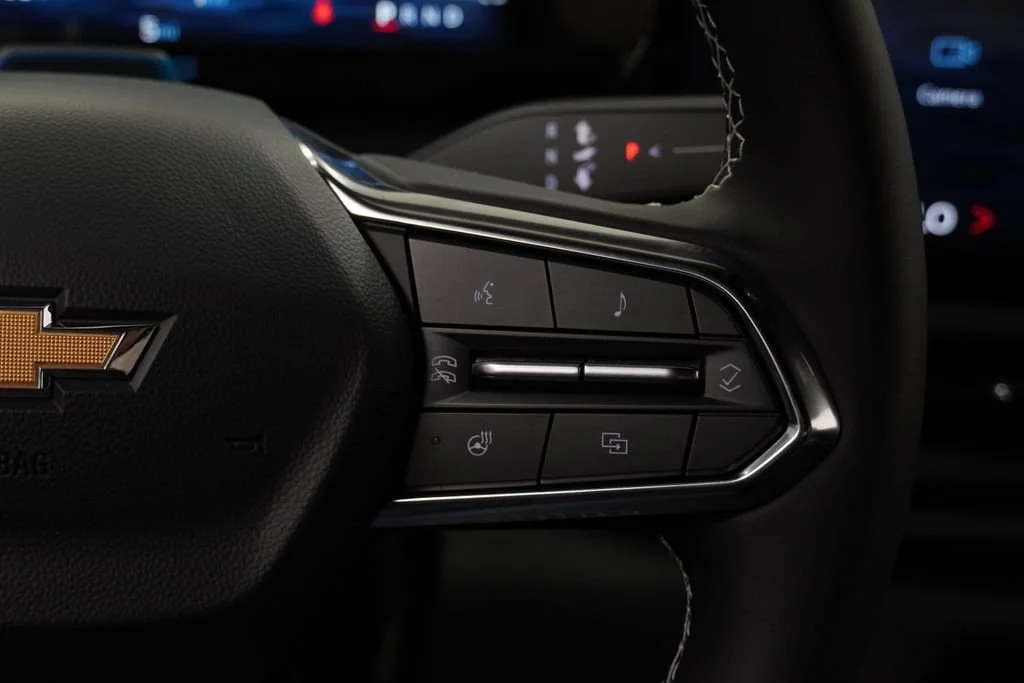 New 2026 Slate Gray Metallic Chevrolet LT - Max Range image 19