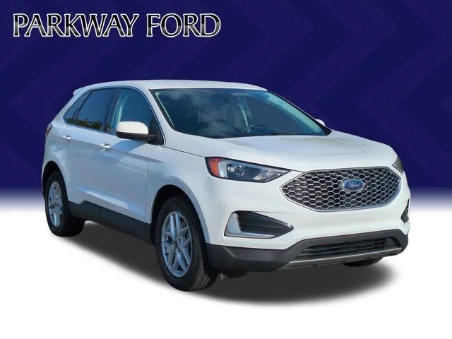 Used 2024 White Ford SEL image 7